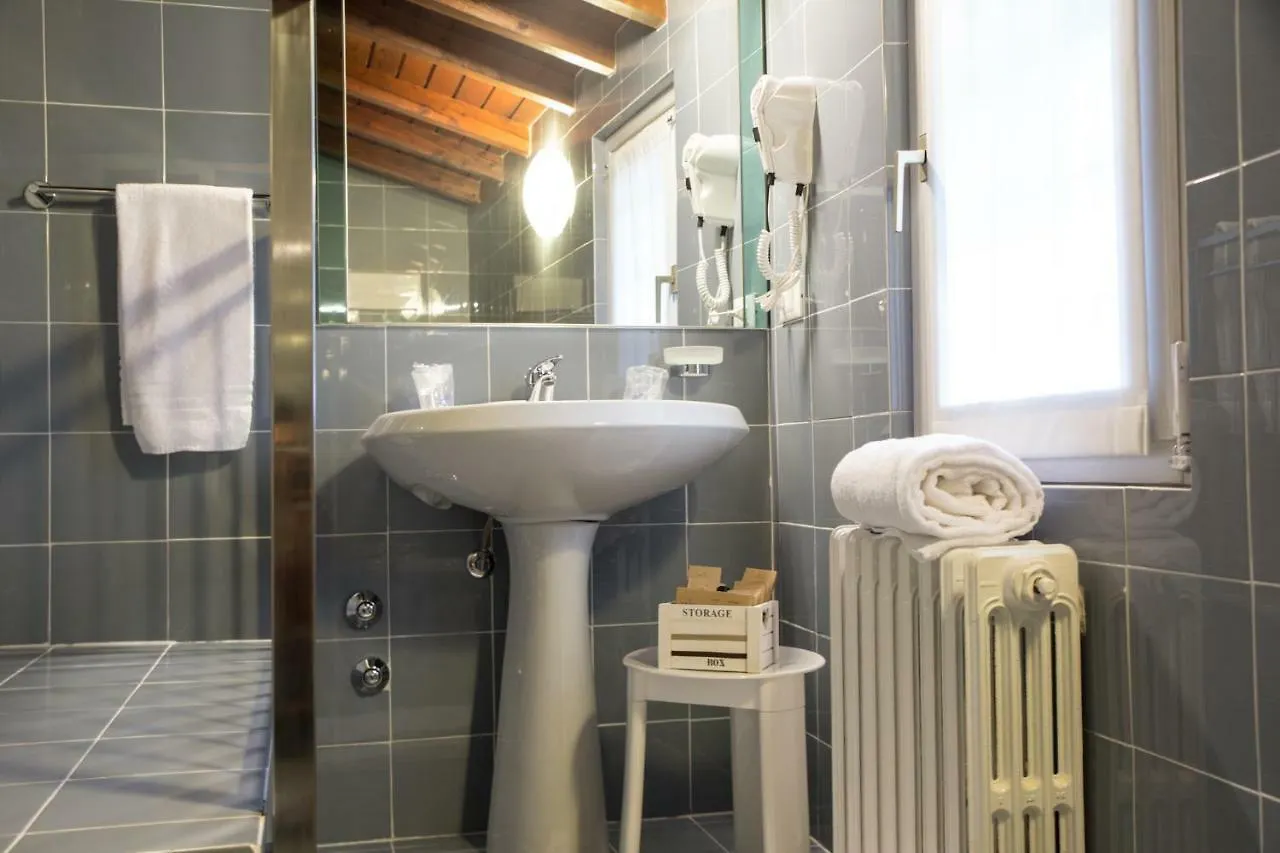 Bed & Breakfast B&B Corte Delle Rose Castiglione Delle Stiviere Italien